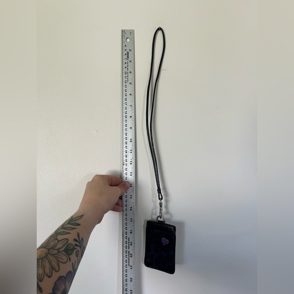 Coach Poppy Daisy Ocelot ID / Badge Purple Black Leopard Print - Picture 2 of 9